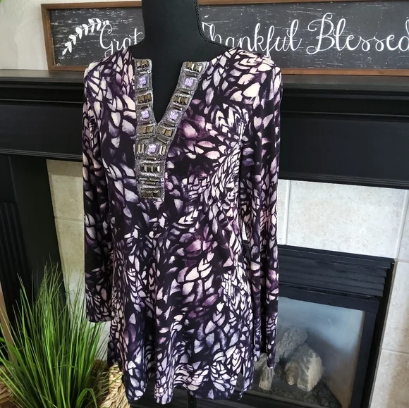 Chico`s Ladies Tunic Top - Picture 3 of 9